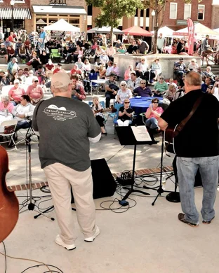 Live concert by Benjamin Tod and The Inline Six