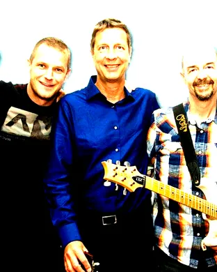Acoustic Alchemy