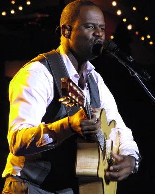 Brian McKnight Oakland