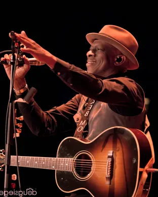 Keb Mo