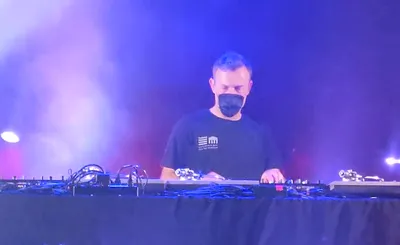 RJD2